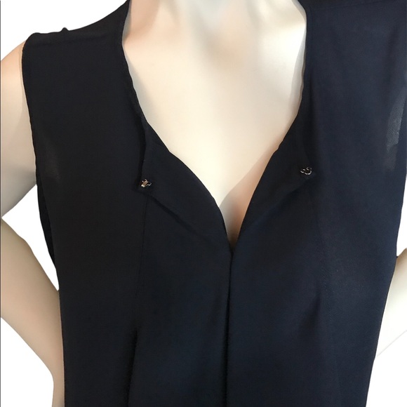 NWT VAN HEUSEN Navy Blue Sleeveless Blouse SIZE L - Picture 4 of 6